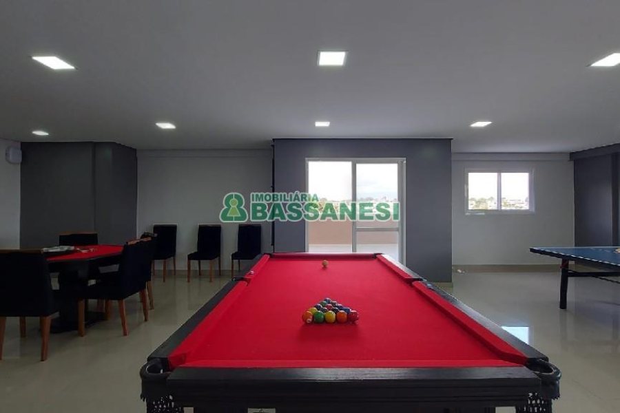 Apartamento com 55m², 2 dormitórios, 2 vagas, no bairro Panazzolo em Caxias do Sul para Comprar