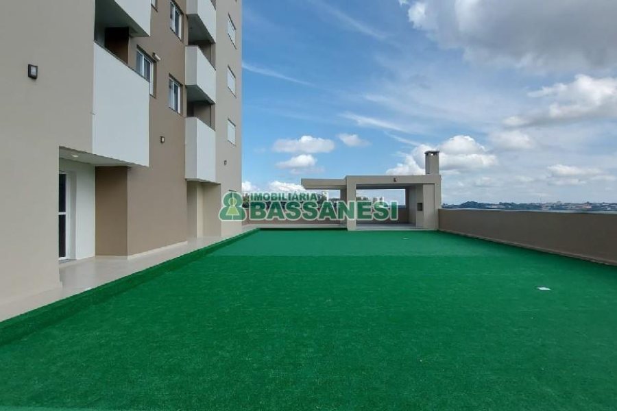 Apartamento com 55m², 2 dormitórios, 2 vagas, no bairro Panazzolo em Caxias do Sul para Comprar