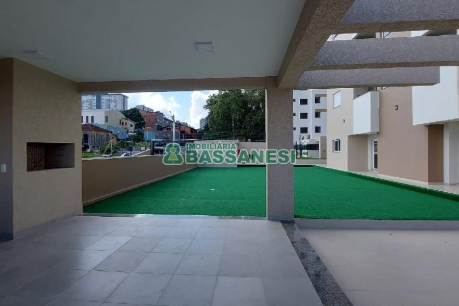 Apartamento com 55m², 2 dormitórios, 2 vagas, no bairro Panazzolo em Caxias do Sul para Comprar