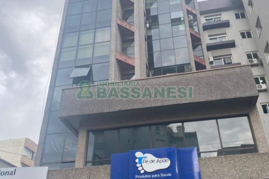Sala com 50m², no bairro Centro em Caxias do Sul para Alugar