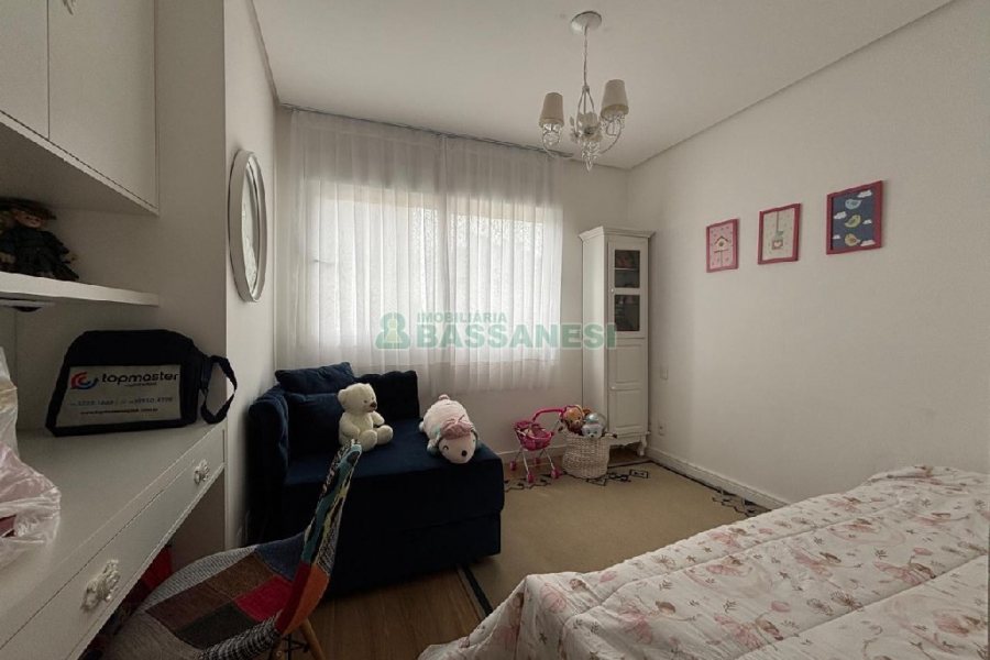 Apto Mobiliado com 100m², 2 dormitórios, 2 vagas, no bairro Jardim América em Caxias do Sul para Alugar