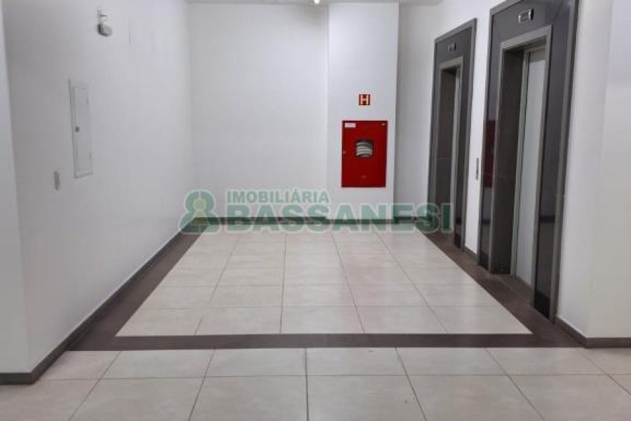 Sala com 1594m², no bairro São Pelegrino em Caxias do Sul para Alugar