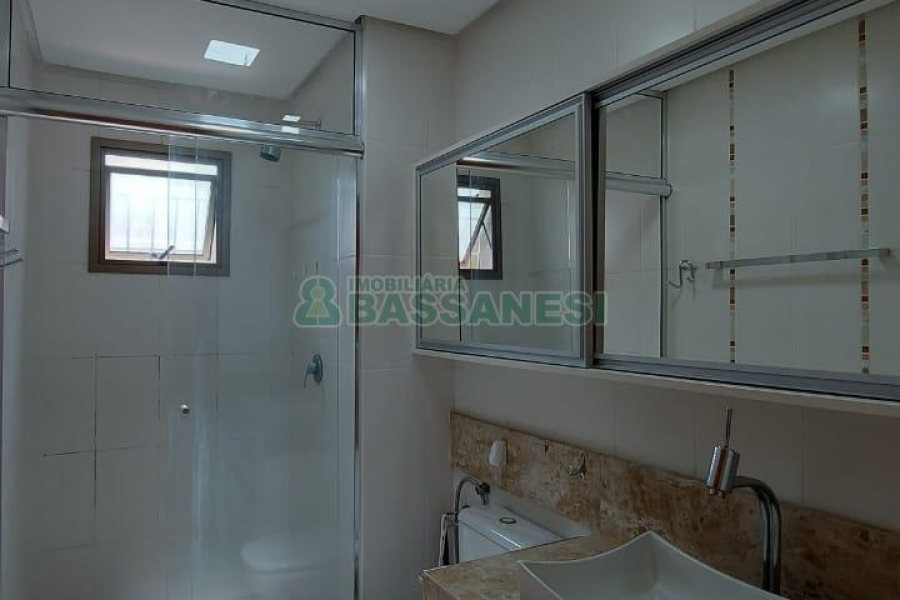 Apartamento com 175m², 3 dormitórios, 2 vagas, no bairro Villagio Iguatemi em Caxias do Sul para Comprar