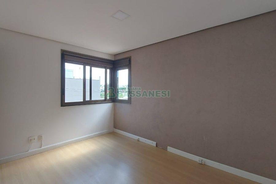 Apartamento com 175m², 3 dormitórios, 2 vagas, no bairro Villagio Iguatemi em Caxias do Sul para Comprar