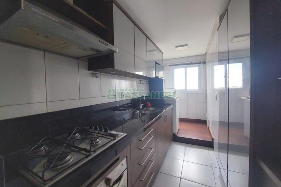 Apto Mobiliado com 50m², 2 dormitórios, 1 vaga, no bairro Bela Vista em Caxias do Sul para Alugar