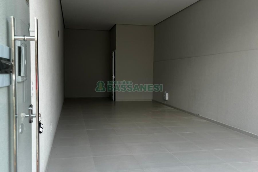 Loja com 50m², 1 vaga, no bairro Cruzeiro em Caxias do Sul para Comprar