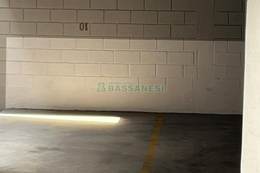 Loja com 50m², 1 vaga, no bairro Cruzeiro em Caxias do Sul para Comprar