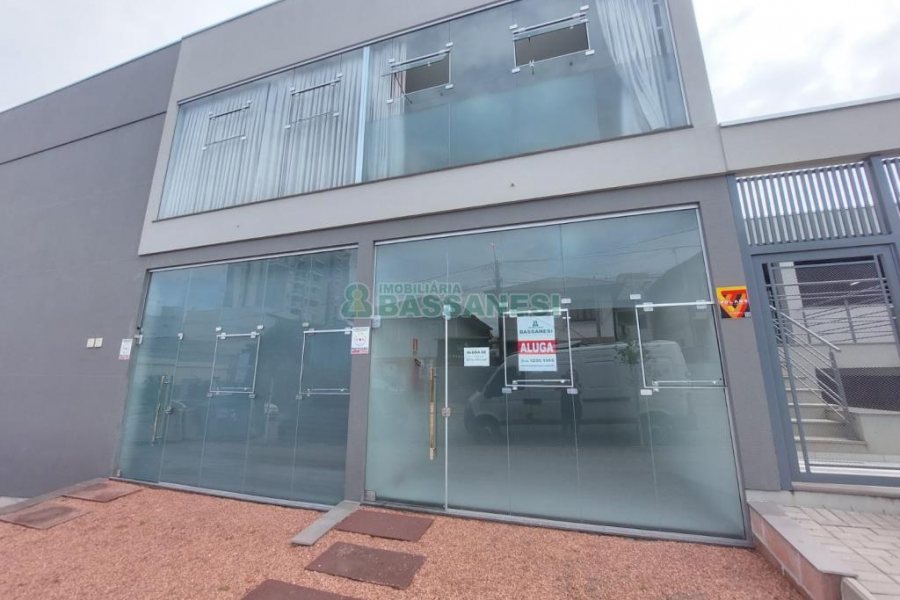 Loja com 50m², 1 vaga, no bairro Cruzeiro em Caxias do Sul para Alugar ou Comprar