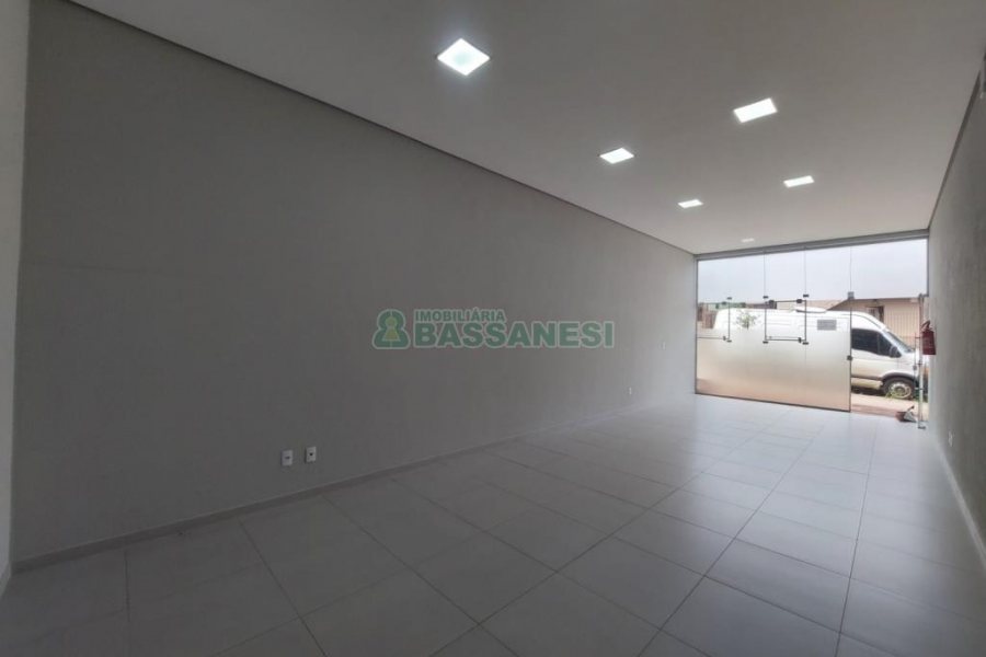 Loja com 50m², 1 vaga, no bairro Cruzeiro em Caxias do Sul para Alugar ou Comprar