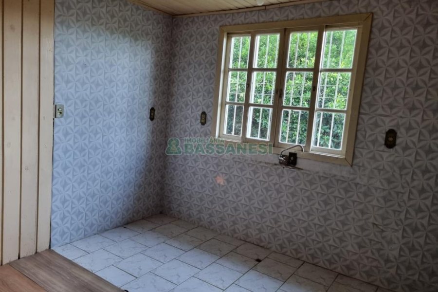 Casa com 80m², 3 dormitórios, 2 vagas, no bairro Bela Vista em Caxias do Sul para Comprar