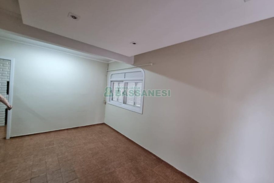 Apartamento com 96m², 2 dormitórios, 4 vagas, no bairro Cinqüentenário em Caxias do Sul para Comprar