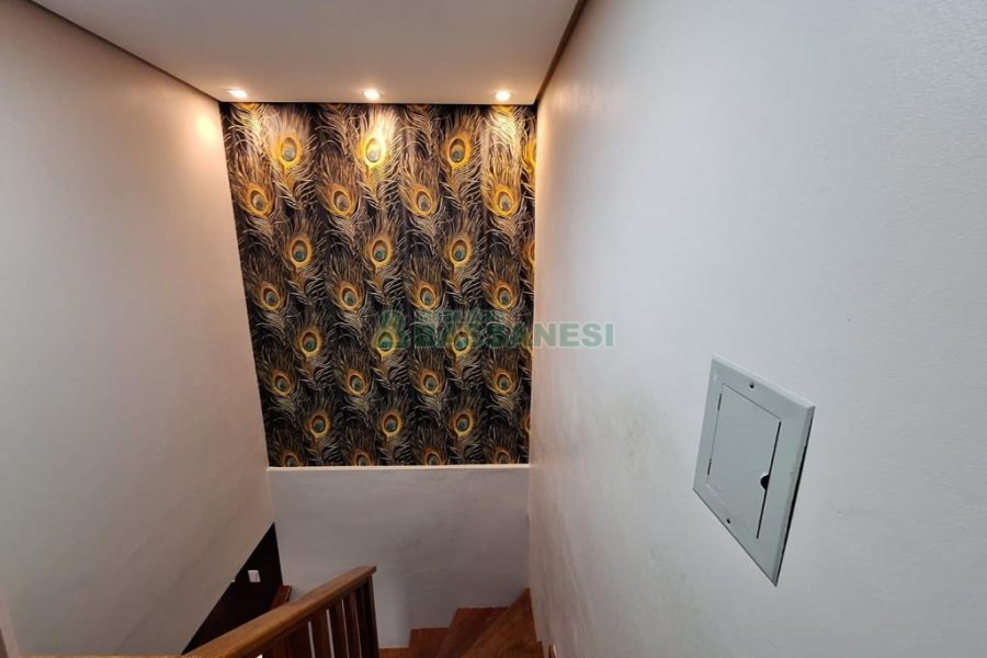 Sobrado com 104m², 3 dormitórios, 1 vaga, no bairro Vila Verde em Caxias do Sul para Comprar