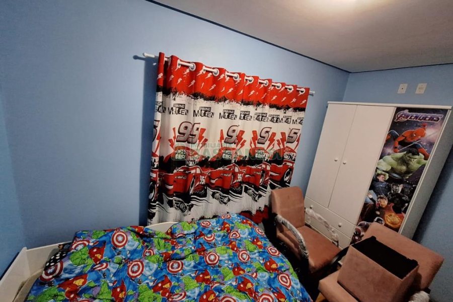 Sobrado com 104m², 3 dormitórios, 1 vaga, no bairro Vila Verde em Caxias do Sul para Comprar