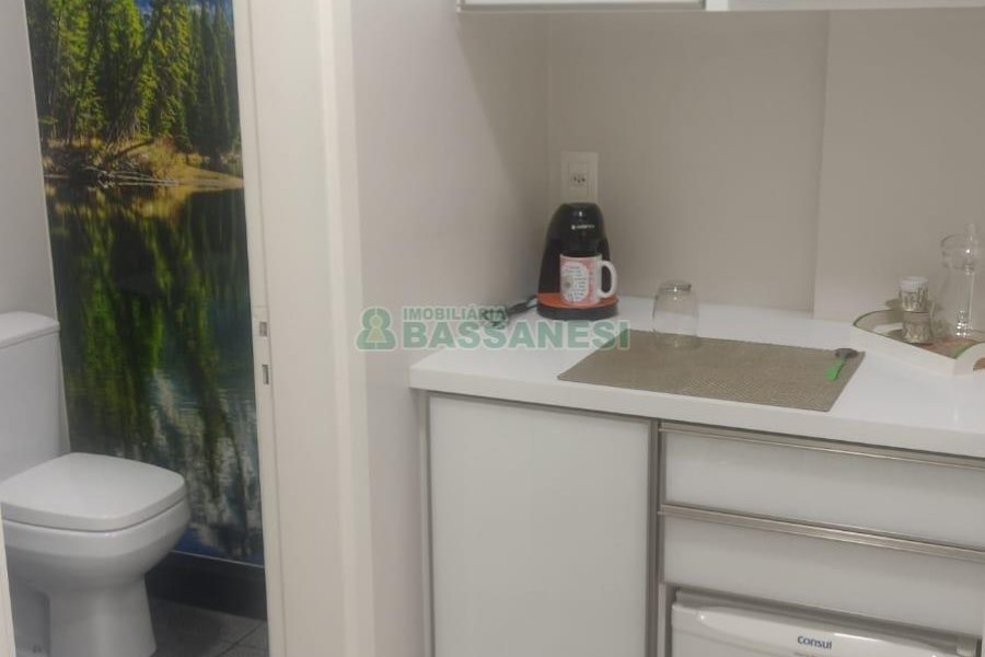 Sala com 42m², no bairro Centro em Caxias do Sul para Comprar