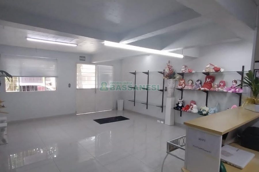 Loja com 74m², no bairro Cruzeiro em Caxias do Sul para Alugar