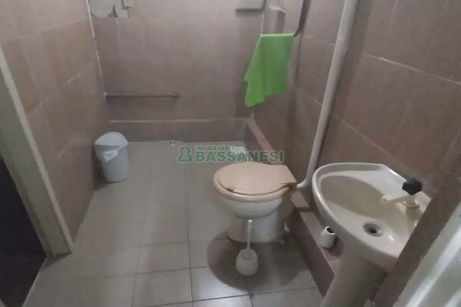 Loja com 74m², no bairro Cruzeiro em Caxias do Sul para Alugar