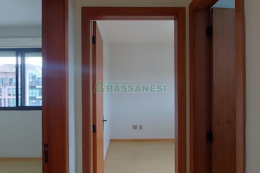 Apartamento com 65m², 2 dormitórios, 1 vaga, no bairro Centro em Caxias do Sul para Alugar