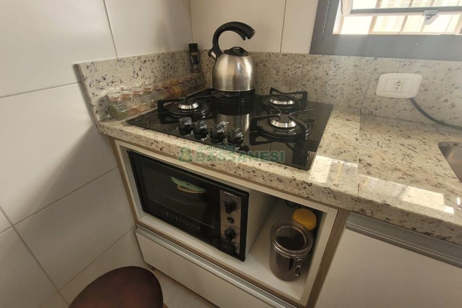 Apto Mobiliado com 40m², 1 dormitório, no bairro Centro em Caxias do Sul para Alugar