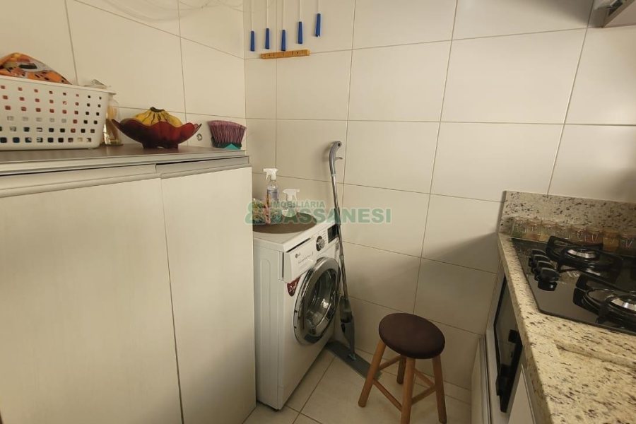 Apto Mobiliado com 40m², 1 dormitório, no bairro Centro em Caxias do Sul para Alugar