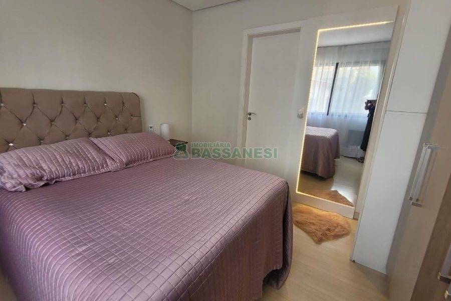 Apto Mobiliado com 40m², 1 dormitório, no bairro Centro em Caxias do Sul para Alugar