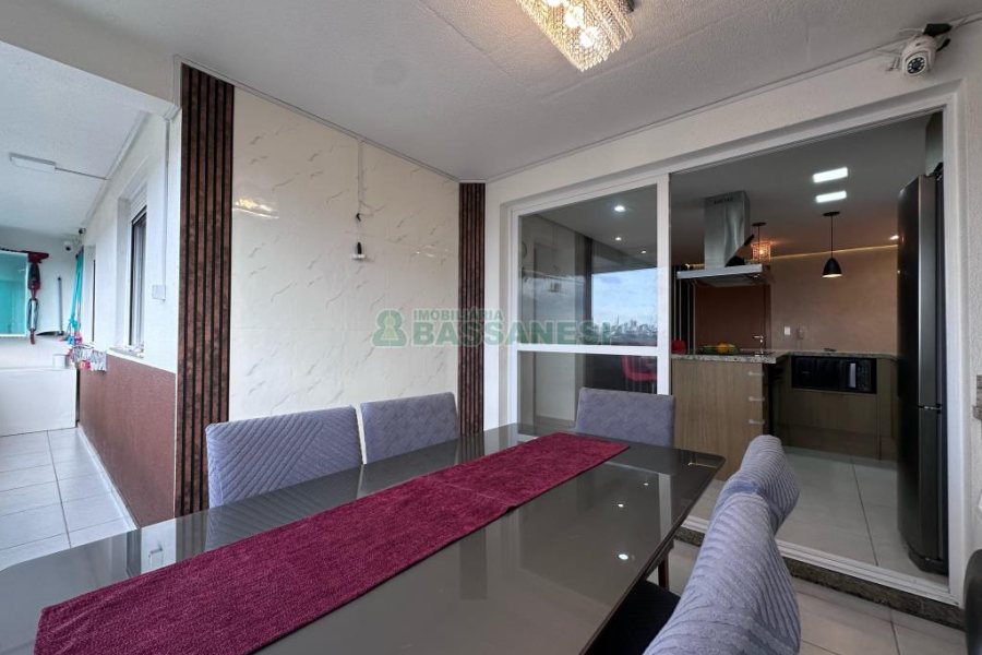 Apartamento com 62m², 2 dormitórios, 1 vaga, no bairro Vila Verde em Caxias do Sul para Comprar