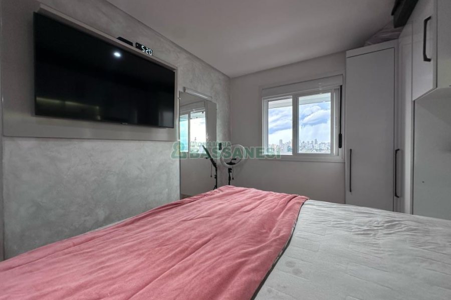 Apartamento com 62m², 2 dormitórios, 1 vaga, no bairro Vila Verde em Caxias do Sul para Comprar