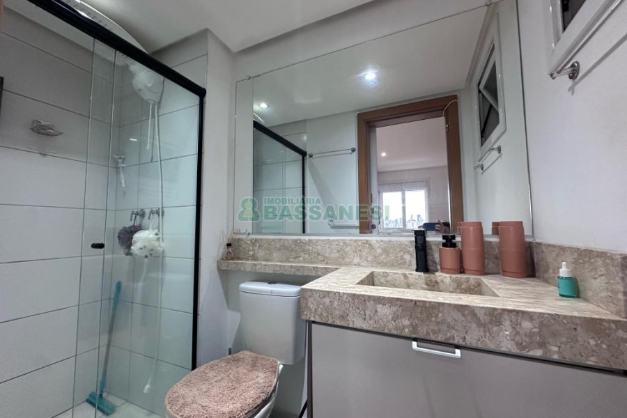 Apartamento com 62m², 2 dormitórios, 1 vaga, no bairro Vila Verde em Caxias do Sul para Comprar