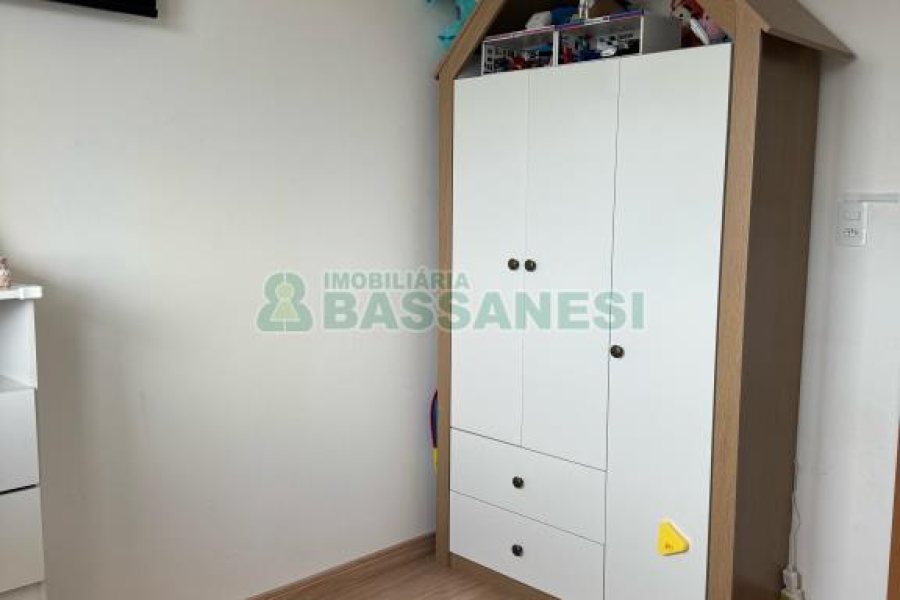 Apartamento com 62m², 2 dormitórios, 1 vaga, no bairro Vila Verde em Caxias do Sul para Comprar