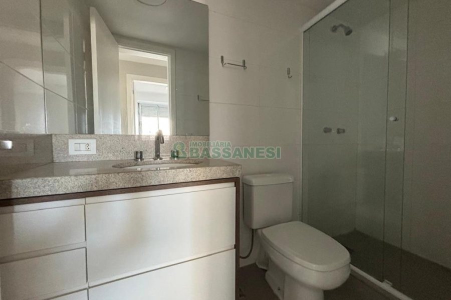 Apartamento com 142m², 3 dormitórios, 2 vagas, no bairro Cristo Redentor em Caxias do Sul para Alugar