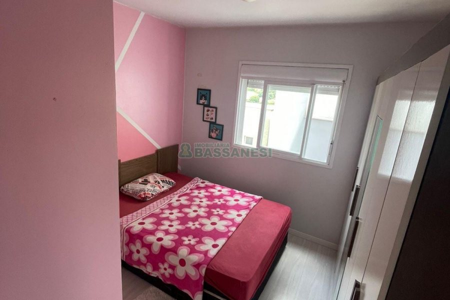 Apartamento com 59m², 2 dormitórios, 1 vaga, no bairro Vinhedos em Caxias do Sul para Alugar