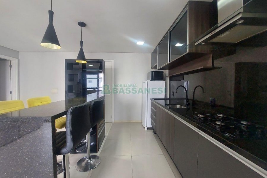 Apto Mobiliado com 58m², 1 dormitório, 1 vaga, no bairro Villagio Iguatemi em Caxias do Sul para Alugar