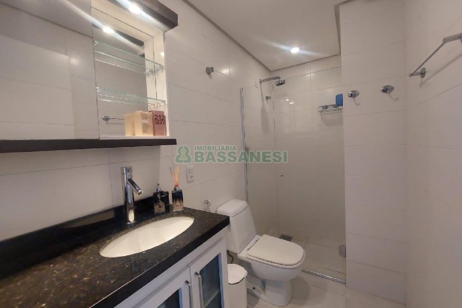Apto Mobiliado com 58m², 1 dormitório, 1 vaga, no bairro Villagio Iguatemi em Caxias do Sul para Alugar