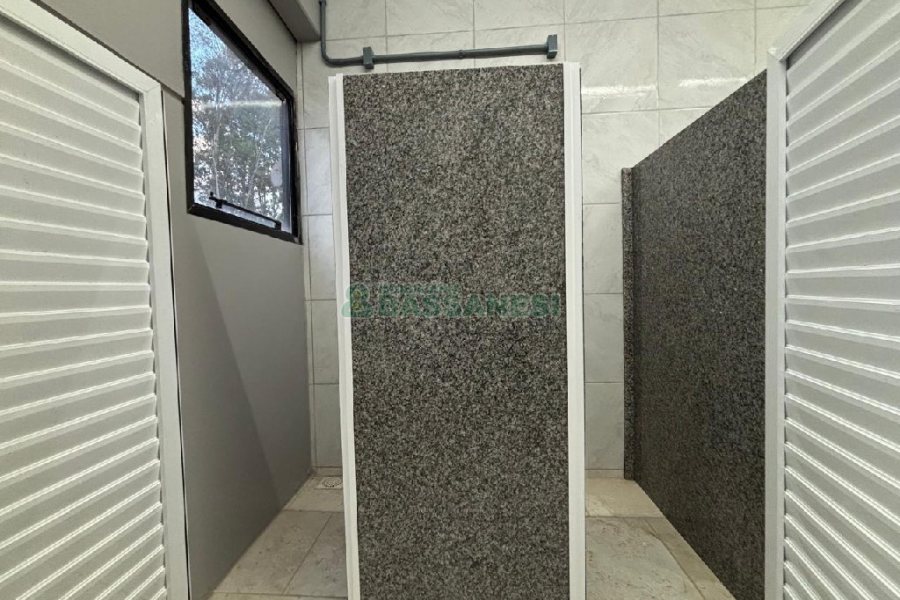 Pavilhão com 1100m², no bairro Fazenda Souza em Caxias do Sul para Alugar