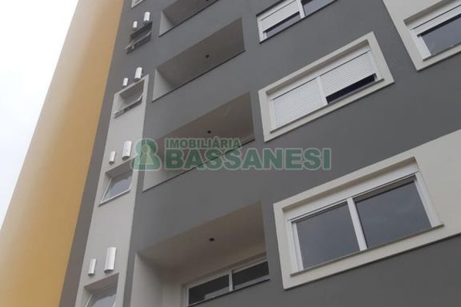 Apartamento com 66m², 2 dormitórios, no bairro Rio Branco em Caxias do Sul para Comprar