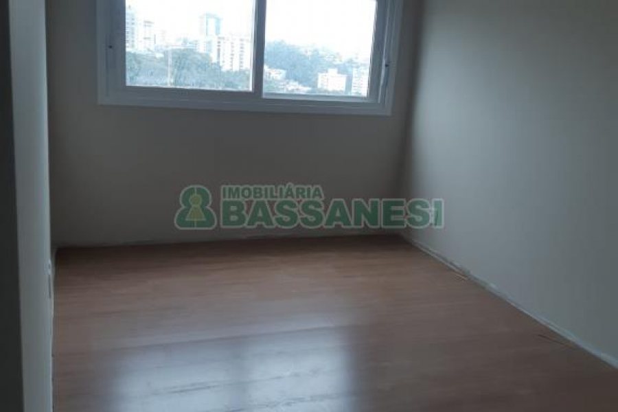 Apartamento com 66m², 2 dormitórios, no bairro Rio Branco em Caxias do Sul para Comprar