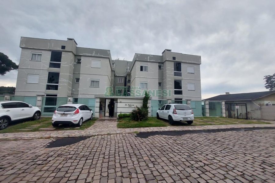 Apartamento com 80m², 2 dormitórios, 1 vaga, no bairro De Lazzer em Caxias do Sul para Comprar