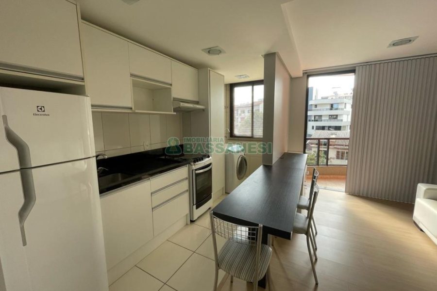 Apartamento com 40m², 1 dormitório, 1 vaga, no bairro Pio X em Caxias do Sul para Comprar