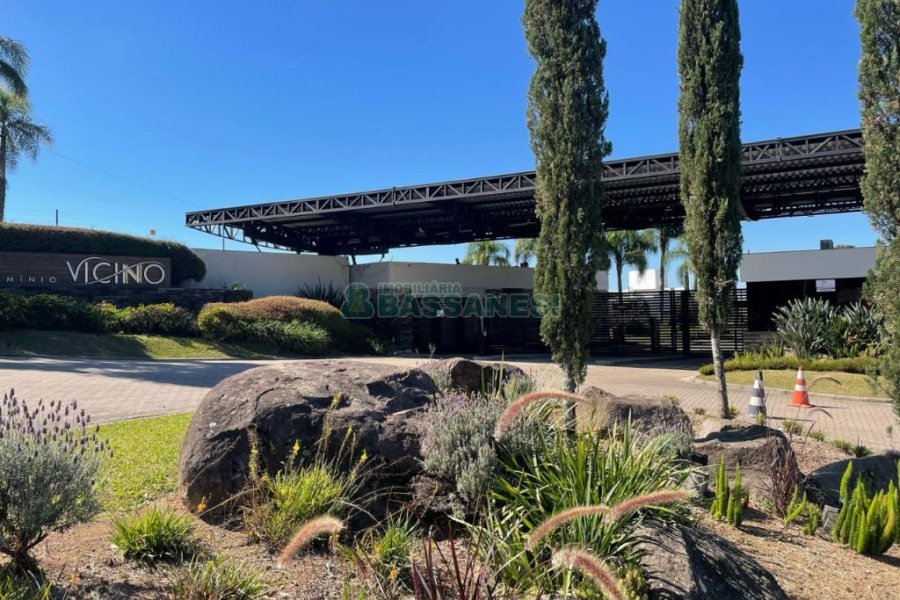 Terreno com 700m², no bairro Pedancino em Caxias do Sul para Comprar