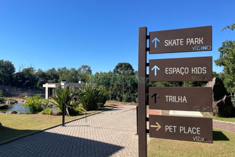 Terreno com 700m², no bairro Pedancino em Caxias do Sul para Comprar