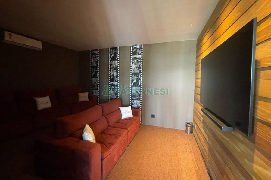 Terreno com 700m², no bairro Pedancino em Caxias do Sul para Comprar