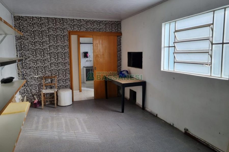 Casa com 250m², 3 dormitórios, 2 vagas, no bairro Bela Vista em Caxias do Sul para Comprar