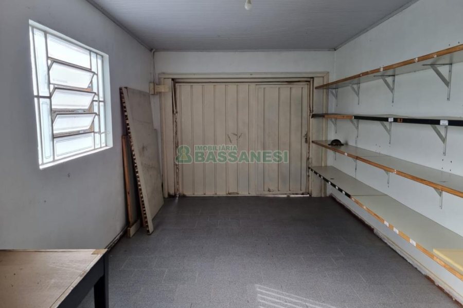 Casa com 250m², 3 dormitórios, 2 vagas, no bairro Bela Vista em Caxias do Sul para Comprar