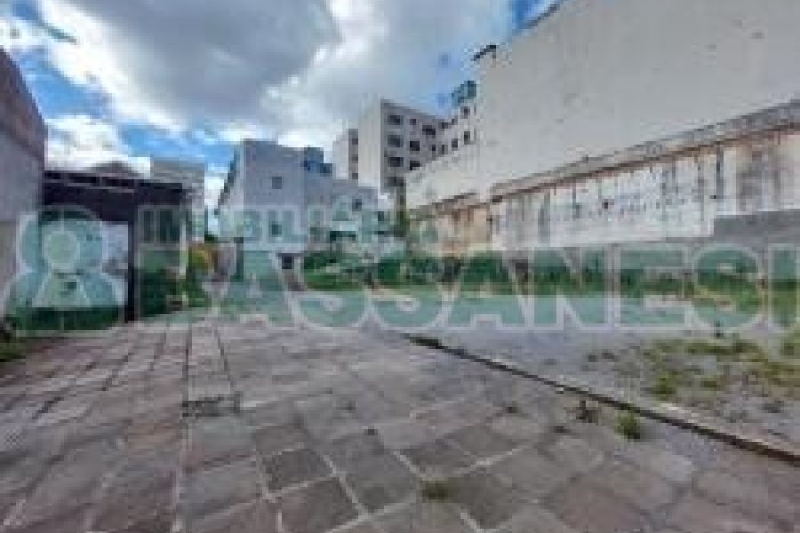 Terreno com 198m², no bairro Centro em Caxias do Sul para Alugar