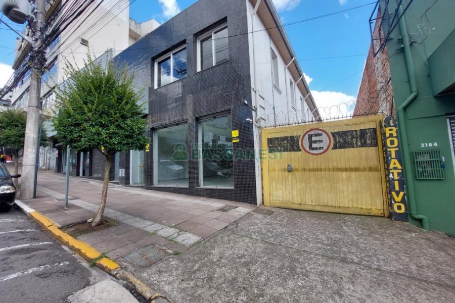 Loja com 198m², no bairro Centro em Caxias do Sul para Alugar