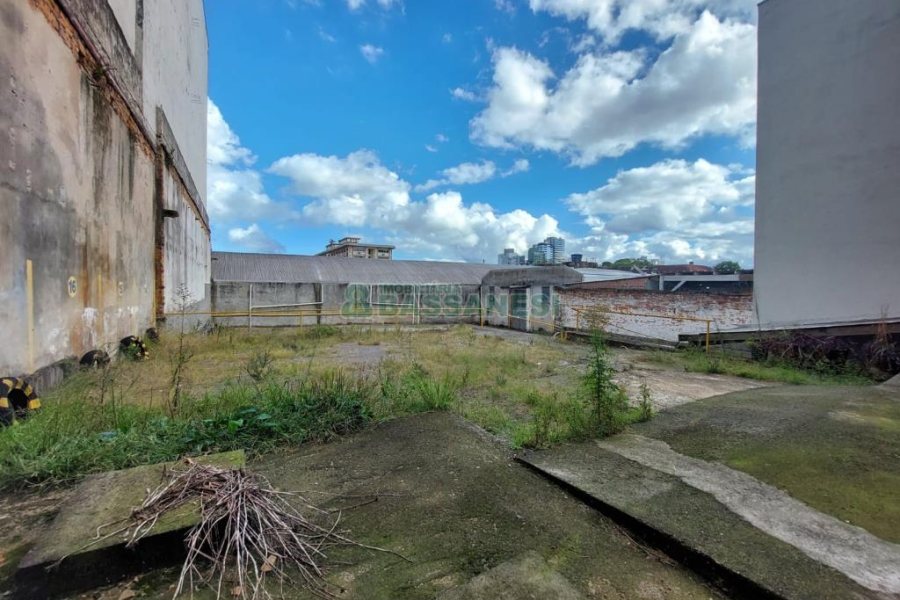 Loja com 198m², no bairro Centro em Caxias do Sul para Alugar