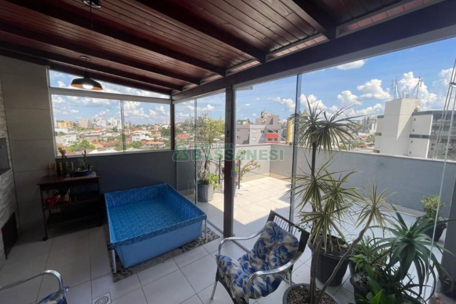 Apto/Cobertura com 150m², 3 dormitórios, 3 vagas, no bairro Cruzeiro em Caxias do Sul para Comprar