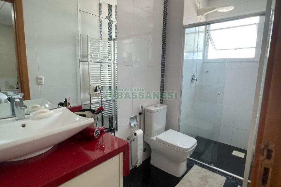 Apto/Cobertura com 150m², 3 dormitórios, 3 vagas, no bairro Cruzeiro em Caxias do Sul para Comprar