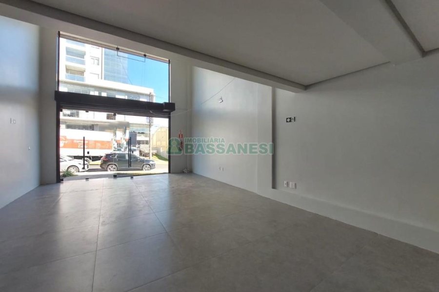 Loja com 92m², 2 vagas, no bairro Bela Vista em Caxias do Sul para Alugar