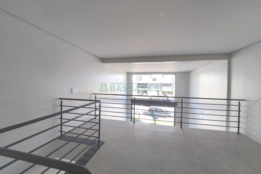 Loja com 92m², 2 vagas, no bairro Bela Vista em Caxias do Sul para Alugar