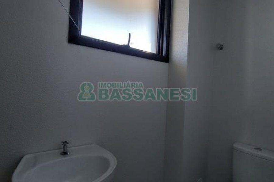 Loja com 92m², 2 vagas, no bairro Bela Vista em Caxias do Sul para Alugar